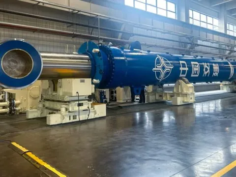 Xuất hiện 'cỗ máy' mạnh nhất thế giới, nâng được 1000 con voi châu Phi cùng lúc: Cao bằng tòa nhà 10 tầng