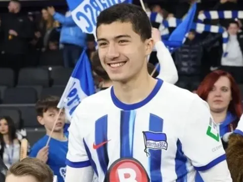 Thần đồng Việt kiều đắt giá gấp 17 lần Nguyễn Xuân Son, từng từ chối ĐT Đức, được AC Milan săn đón