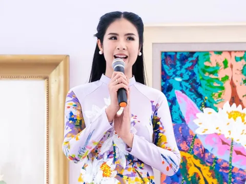 Ngọc Hân dành nhiều tâm huyết cho triển lãm áo dài tại Dubai