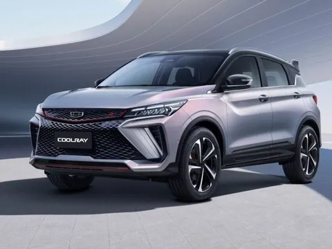 Rộ tin Geely Coolray ra mắt Việt Nam vào tháng 3/2025, đối thủ mới của Mitsubishi Xforce
