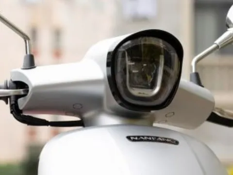 Mẫu xe ga 150cc đẹp như Vespa giá 45 triệu đồng ra mắt: Được săn đón hơn cả Honda SH Mode và Vision