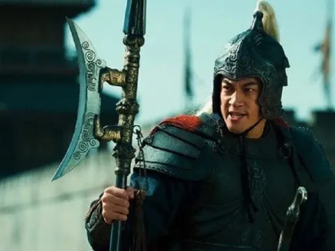 Lão nông tiết lộ mảnh đất nhà ông cỏ không mọc nổi, đoàn khảo cổ đã đến kiểm tra và phát hiện ra bí mật gây 'sốc' về Lữ Bố