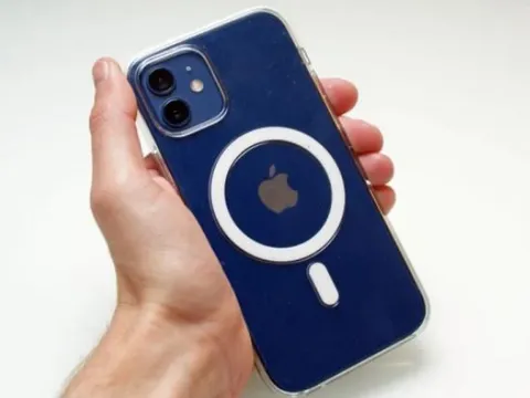 Quên iPhone SE 4 đi, iPhone 11, iPhone 12 và iPhone 13 đang rẻ như cho sau Tết trang bị vẫn cực ngon