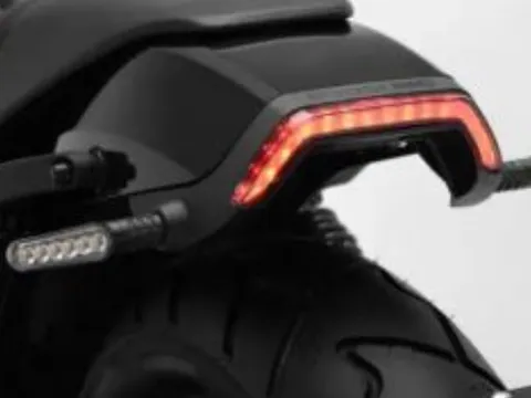 Xe máy
‘Chiến binh côn tay’ 125cc mới của Hàn Quốc ra mắt: Thiết kế đẹp 'chất ngất', đè bẹp Honda Winner X