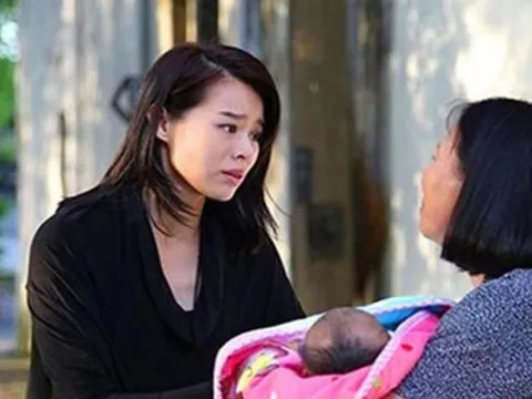 Mẹ chồng nghẹn ngào báo tin sốc trước khi về quê, tôi không thể tin được những gì mình nghe