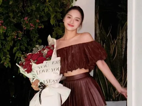 Phản ứng bất ngờ của Hương Giang khi được hỏi về chuyện chuẩn bị làm đám cưới ở tuổi 34