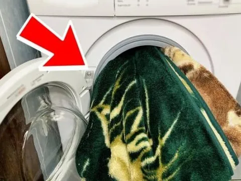 5 thứ này tuyệt đối đừng bao giờ cho vào máy giặt, không những không giặt sạch mà còn gây nguy hiểm