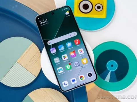 Vua Android nhỏ gọn Xiaomi 14 chốt giảm 5 triệu, AI thông minh giá rẻ ‘ăn đứt’ iPhone 16, Galaxy S24