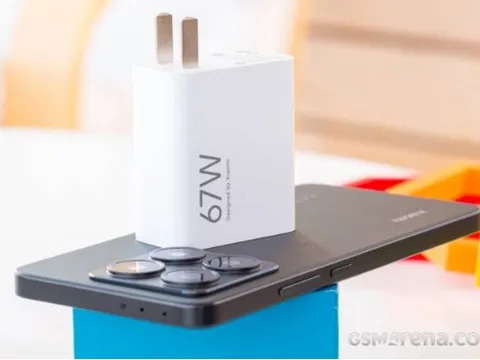 Xiaomi 14T giá cực dễ mua sau Tết, trang bị xịn như Galaxy S24 Ultra, áp đảo cả iPhone 16 dù rẻ nửa