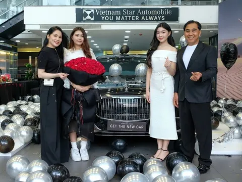 Xe sang Mercedes-Maybach S 450 4Matic gia đình nghệ sĩ Quyền Linh mới tậu có gì đặc biệt?
