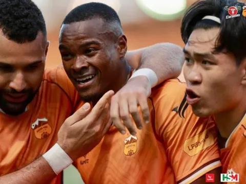 HAGL lập kỳ tích, người cũ của ĐT Việt Nam bất ngờ tiết lộ về khó khăn lớn