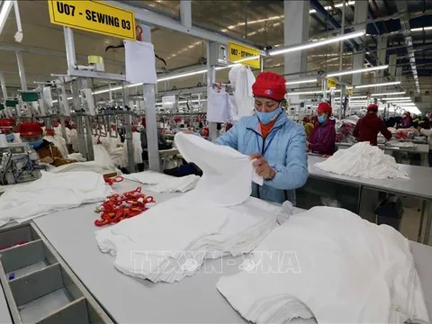 Đơn hàng tăng trở lại, doanh nghiệp dệt may lo thiếu lao động