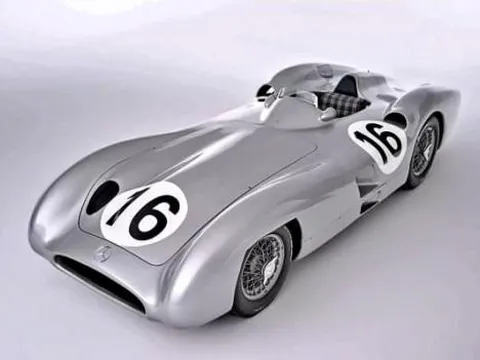 Chiếc Mercedes-Benz chốt giá 1.328 tỷ đồng, vẫn chưa soán ngôi 'xe đắt nhất lịch sử'