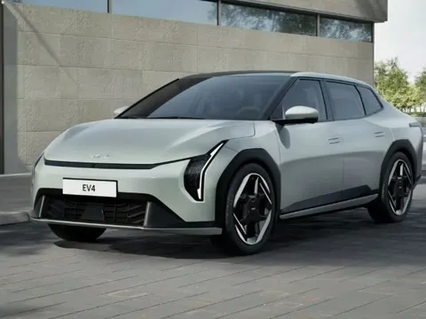 Ô tô điện Kia EV4 lộ thiết kế ngoại thất trước 'giờ G'