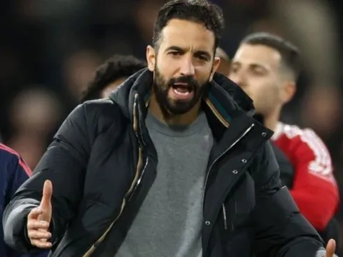 Ruben Amorim nhận tối hậu thư sau trận thua Tottenham, xác định thời điểm Man United có HLV mới