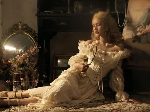 Phản ứng của Xoài Non khi Xemesis nổi giận trên MXH hậu chia tay bạn gái mới