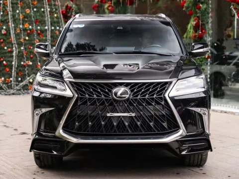 Lăn bánh 6 năm, di chuyển 80.000 km, Lexus LX 570 MBS vẫn "đắt xắt ra miếng"