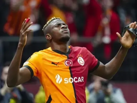 Rõ vụ Osimhen đến Old Trafford, Manchester United xác nhận chiêu mộ 'cơn ác mộng' của Ronaldo?