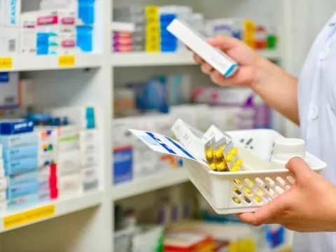 Kiến nghị bổ sung cơ chế giám sát hoạt động kinh doanh thuốc trực tuyến 