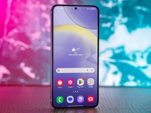 Vua AI màn to Galaxy S24 Plus giảm cực sâu cuối tháng 2, giá rẻ đe nẹt iPhone 16 Plus