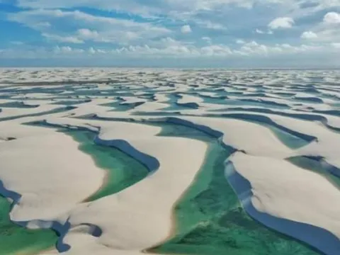 Sa mạc 'kì lạ' nhất trên trái đất, có nhiều nước hơn cát, không có cỏ mọc nhưng lại có những ao đầy cá và tôm