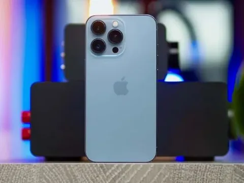 iPhone 13 Pro rẻ như bèo sau Tết, trang bị át via iPhone 16e mới, nhưng tiết kiệm hơn 7 triệu đồng