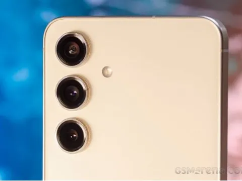 Galaxy S24 5G đặc biệt rẻ sau Tết, trang bị như iPhone 16 Pro vừa rẻ hơn vừa xịn sò hơn iPhone 16e