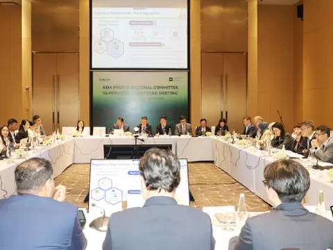 Tiến bộ công nghệ đặt ra rủi ro chưa từng có đối với thị trường tài chính