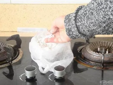 Dù bếp có lớn đến đâu, cũng đừng đặt 4 thứ này cạnh bếp, không phải mê tín đâu, chỉ cần nhìn là hiểu