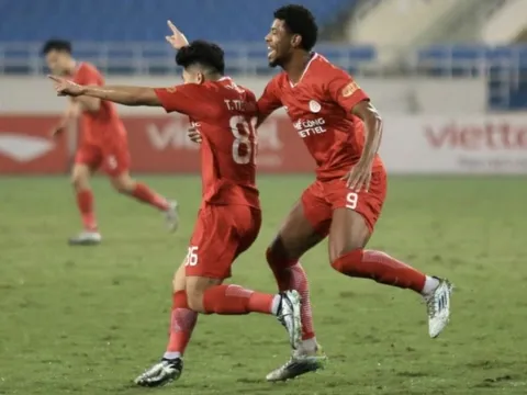 Lập công trước mắt HLV Kim Sang-sik, ngôi sao ĐT Việt Nam tuyên bố cứng khi vô địch lượt đi V.League