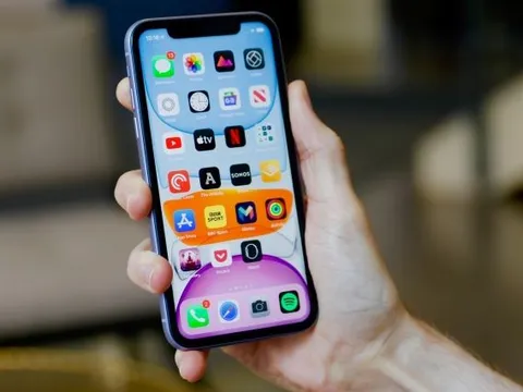 Cầm dưới 10 triệu đập hộp iPhone fullbox chính hãng VN/A rẻ nhất Việt Nam hiện nay