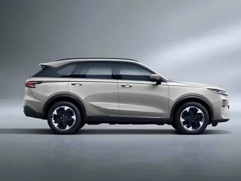 SUV PHEV hạng C, thiết kế ấn tượng, trang bị tối tân, giá dễ tiếp cận