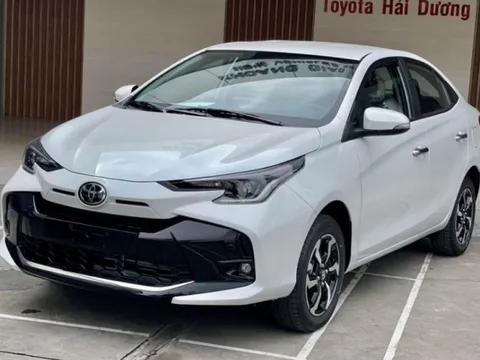 Giá lăn bánh Toyota Vios cuối tháng 2/2025 ‘rẻ chạm đáy’, nghiền ép Honda City và Hyundai Accent
