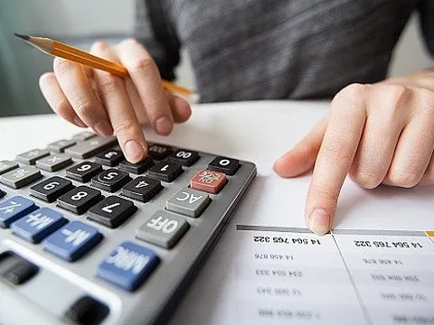 Bộ Tài chính: Việc áp thuế thu nhập cá nhân đối với lãi tiền gửi tiết kiệm là không hợp lý