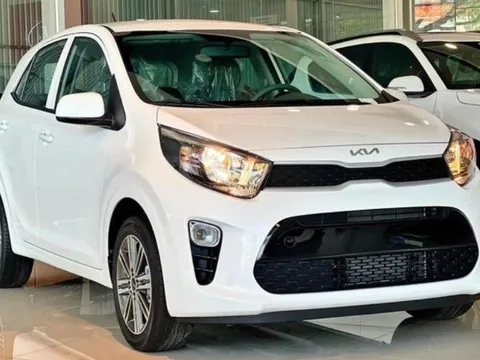 Giá xe Kia Morning cuối tháng 2/2025 rẻ như ‘vừa bán vừa cho’, dễ khiến Hyundai Grand i10 thất sủng