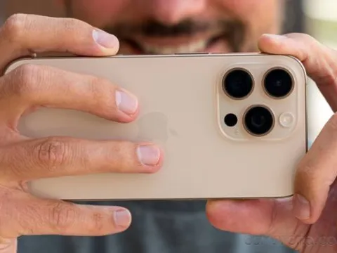 iPhone 16 Pro giảm mạnh cuối tháng 2, trang bị xịn top 1 phân khúc, sẵn sàng quyết chiến Galaxy S25 Ultra