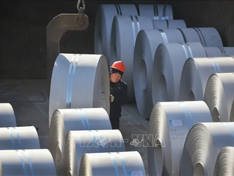 Trung Quốc trong vòng xoáy thuế thép và nhôm của Mỹ