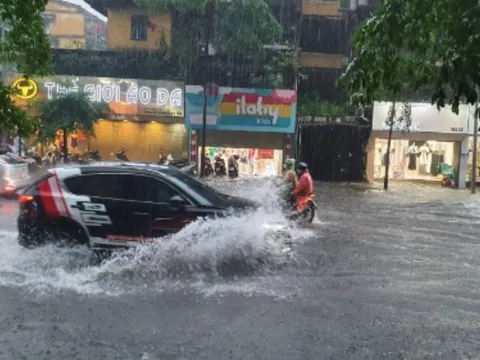 Thời tiết Hà Nội hôm nay 25/2: Cảnh báo mưa rất to trong 4 giờ tới, người dân tuyệt đối chú ý