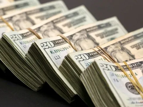 Giá ngoại tệ ngày 24/2/2025: USD kéo dài đà giảm