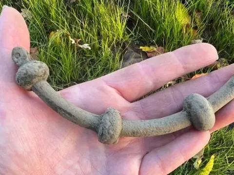 Tìm thấy kho báu 1.500 năm tuổi, biểu tượng của uy quyền