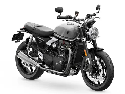 Top 10 môtô retro tốt nhất thế giới năm 2025: Triumph Speed Twin 1200 đầu bảng