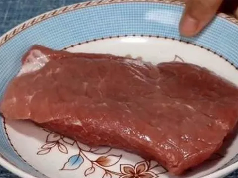 Nếu bạn muốn thịt nạc mềm như đậu phụ, hãy nhớ 3 mẹo này, thịt sẽ không quá dai cũng không quá khô, ngay cả bà cụ 80 tuổi cũng có thể nhai được