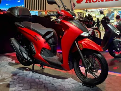 Honda SH bản 2025 chuẩn bị bán tại Việt Nam: Thiết kế đẹp nhất từ trước đến nay, đại lý đã nhận cọc