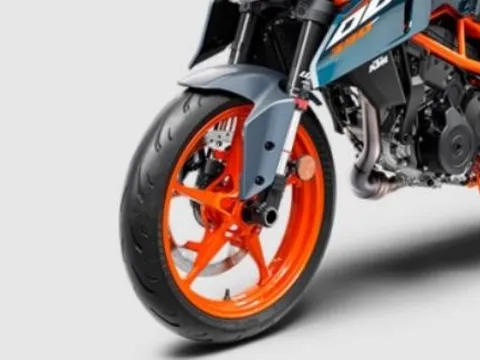 Sức mạnh áp đảo Yamaha Exciter, trang bị lấn át Honda Winner X, ‘vua côn tay’ mới ra mắt giá cực rẻ