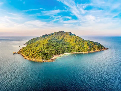 Đà Nẵng - Huế nghiên cứu phát triển du lịch siêu sang tại Hòn Sơn Chà