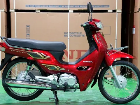 ‘Huyền thoại’ Honda Dream 125 về đại lý Việt với số khung ‘lộc phát’ cực độc, giá hơn 100 triệu đồng