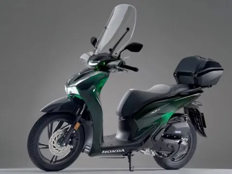 Honda SH Ý bản giới hạn được đưa về Việt Nam, thu hút dân chơi nhờ tính "độc, lạ"