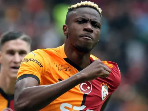 Osimhen bất ngờ 'lật kèo' vụ tới Manchester United, Arsenal rộng cửa chiêu mộ với giá khó tin?