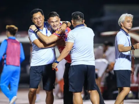 Sao Việt kiều vắng mặt ở trận gặp HAGL, chốt thời điểm trở lại khiến CĐV lo lắng