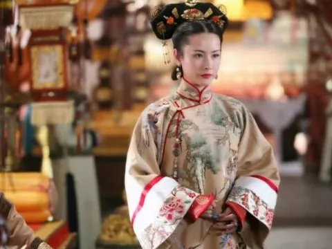 Chân dung phi tần 78 tuổi vẫn được Càn Long gọi vào thị tẩm: Khiến thái giám lo ngay ngáy